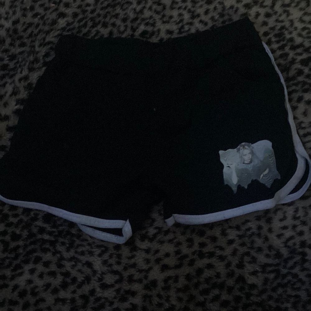 Worn quite a bit no damage tho